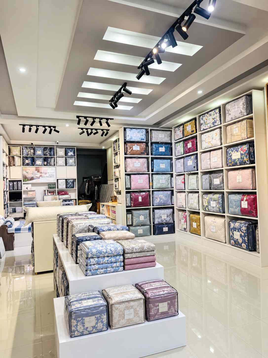 Cửa hàng chăn ga gối đệm tại Ba đồn