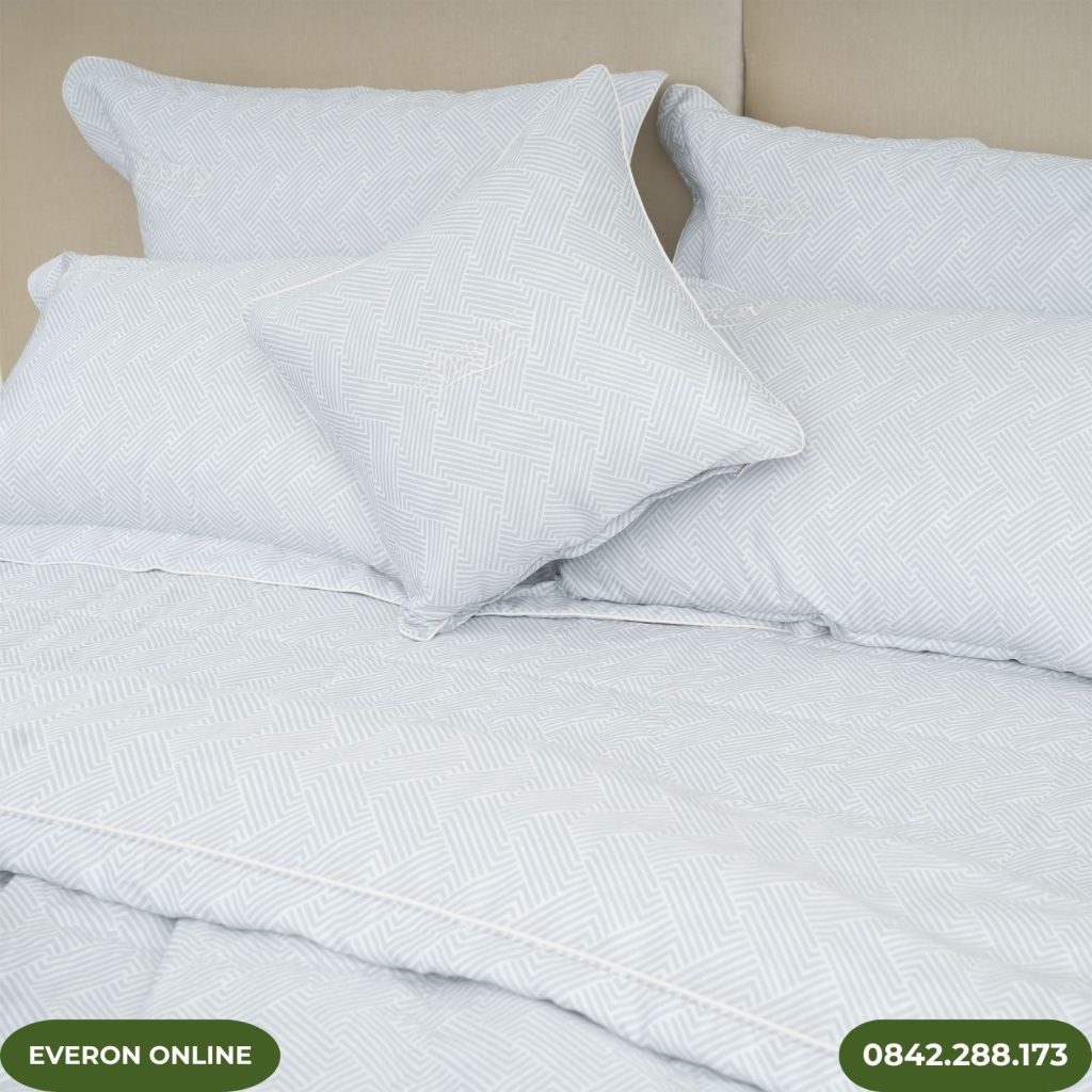 Bộ Chăn Ga Gối EPTC25037 Everon Kỷ Hà Xám Vải Tencel Blend