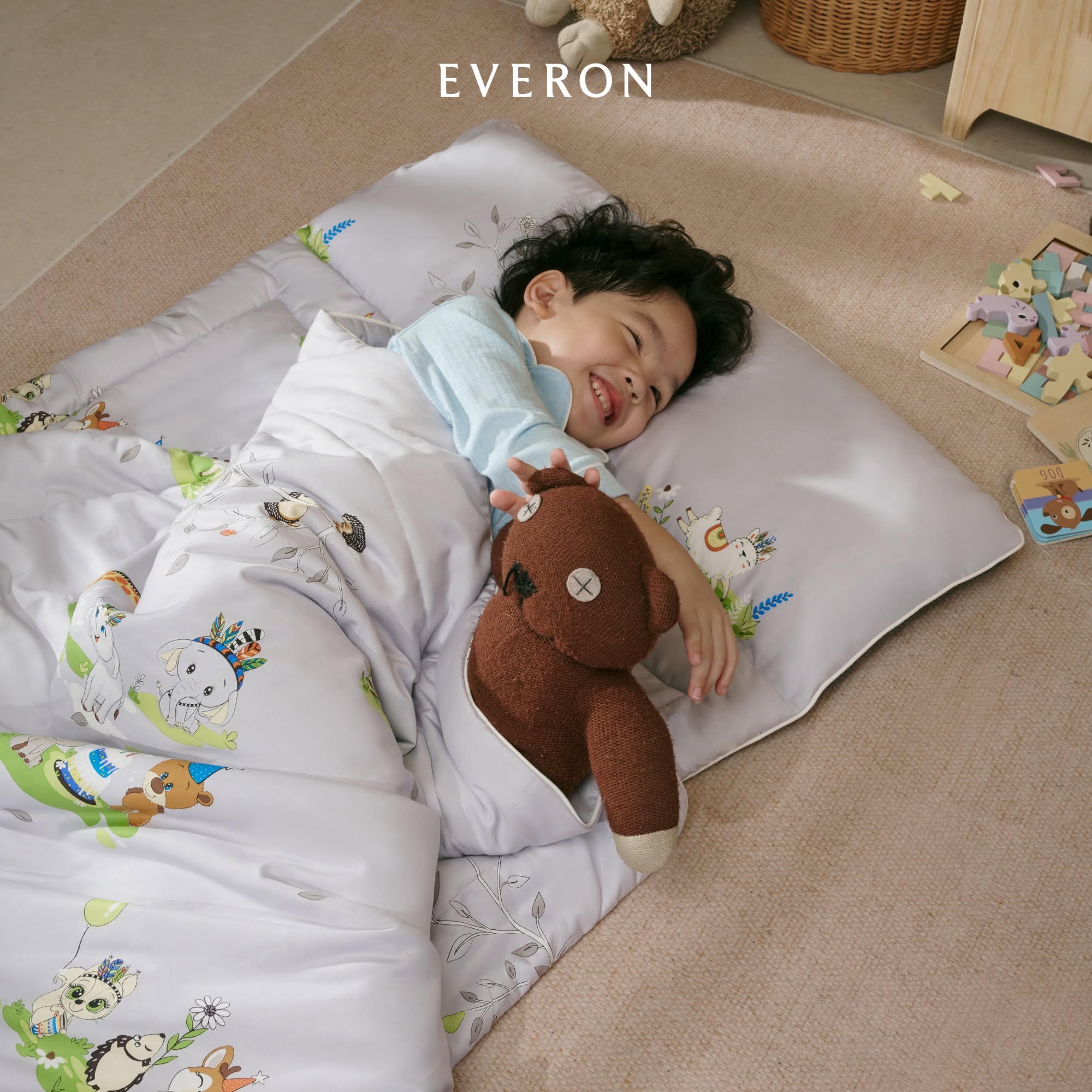 Chăn ga gối dành cho trẻ em thương hiệu everon